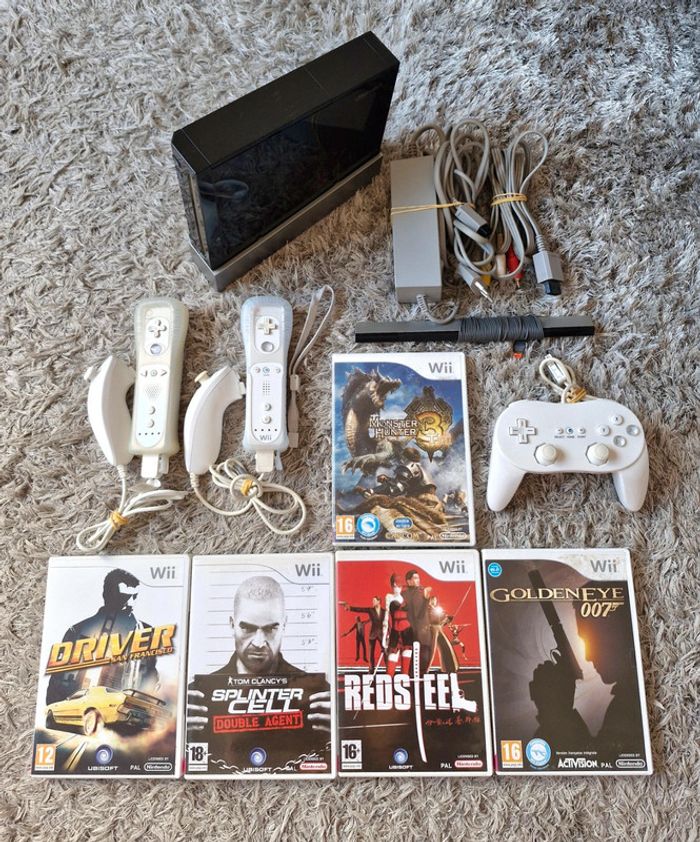 Lot Console Nintendo Wii Noire + 3 Manettes & 5 Jeux
