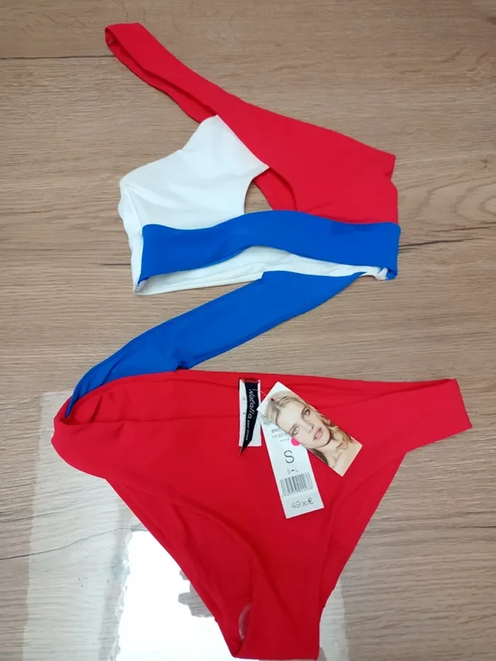 Maillot de bain Etam taille S neuf avec étiquette