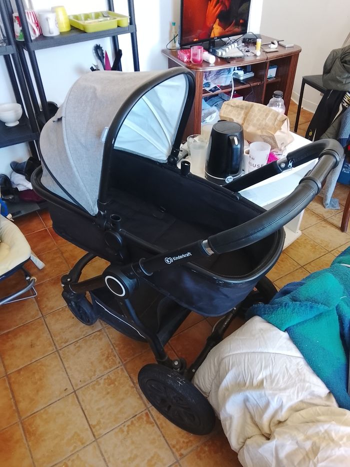 Poussette kinderkraft couleur noire - photo numéro 2