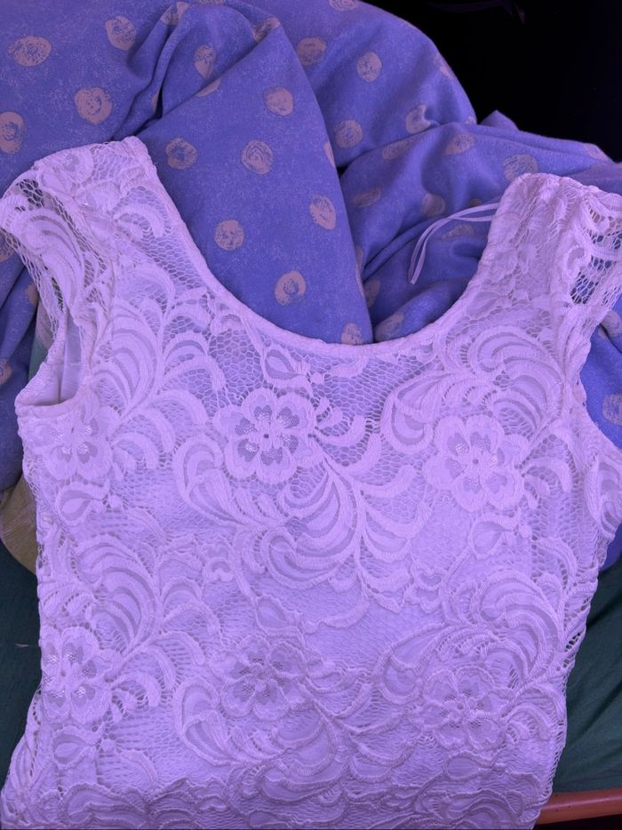 Robe en dentelle blanc - photo numéro 2