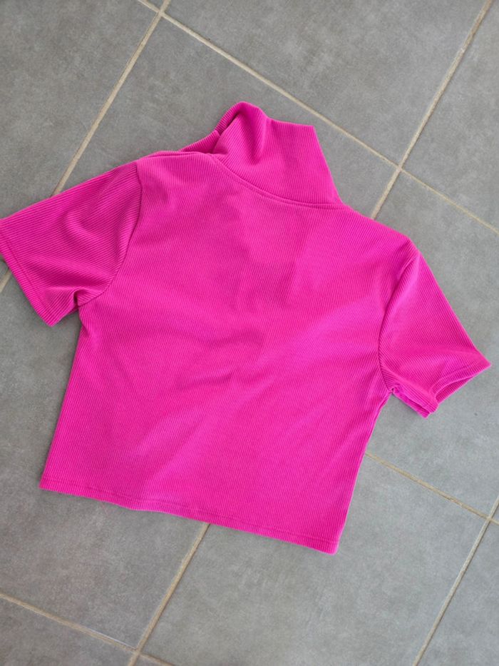 Tee shirt côtelé rose fushia - photo numéro 3