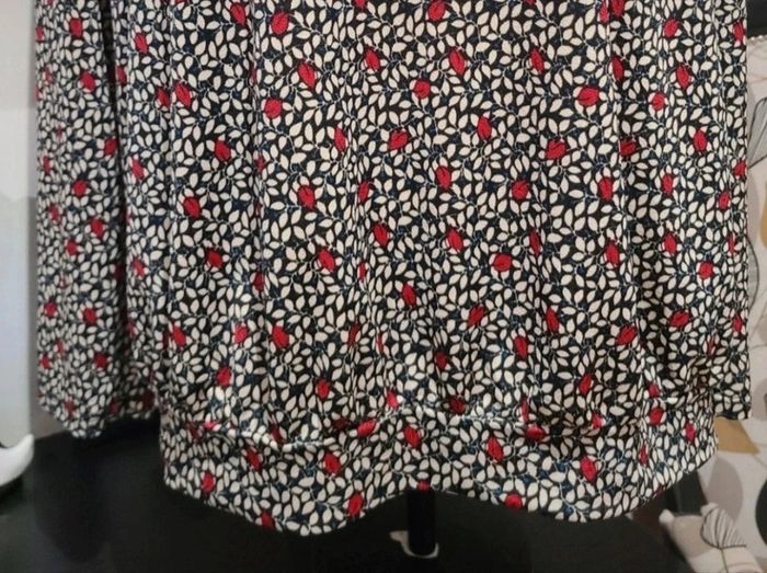 Superbe blouse légère taille4 - photo numéro 3