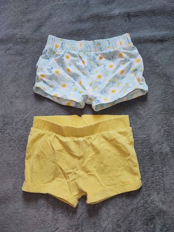 Lot de 2 shorts 36 mois (92)