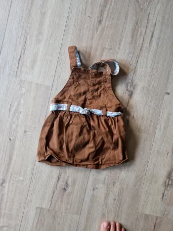 Petite robe marron salopette taille 9 mois obaibi