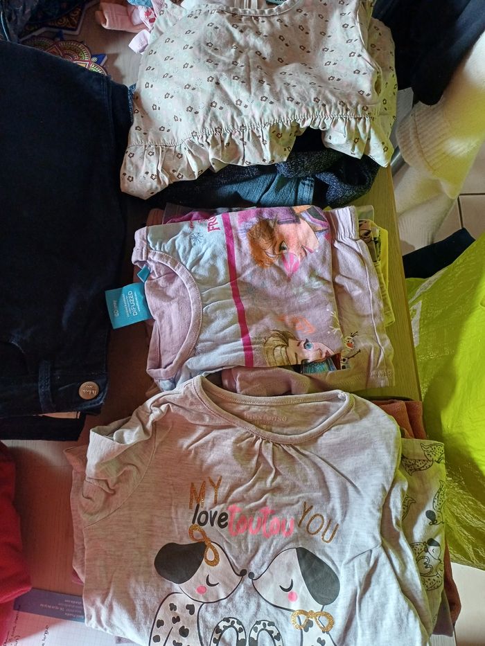 Lot de vêtements fille 5 ans - photo numéro 6