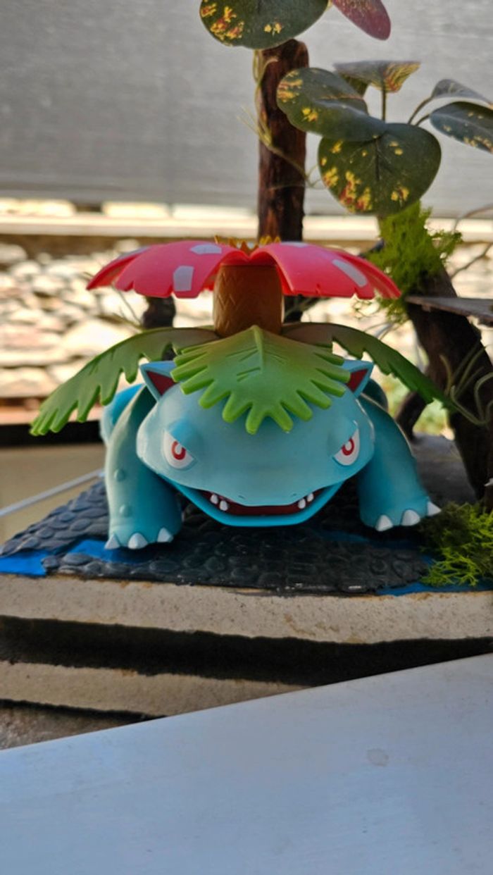 Super grande figurine Pokemon Nintendo Florizarre - photo numéro 6