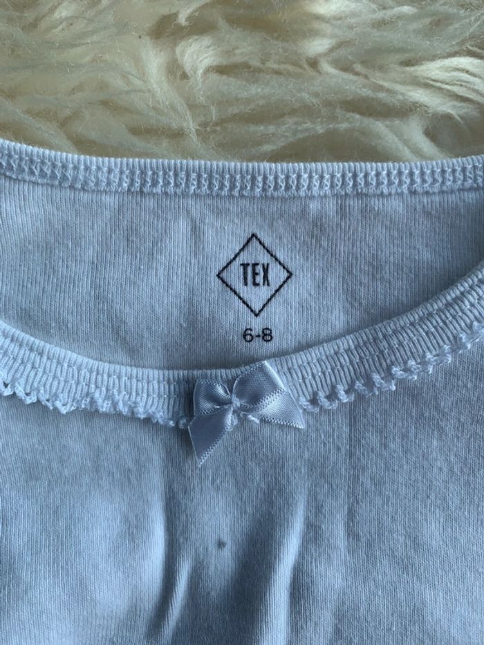 T-shirt sous vêtement 6/8 ans - photo numéro 2