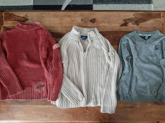 Lot de vêtements garçon 6 ans - photo numéro 2