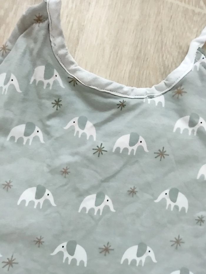 Grand bavoir éponge éléphant - photo numéro 2