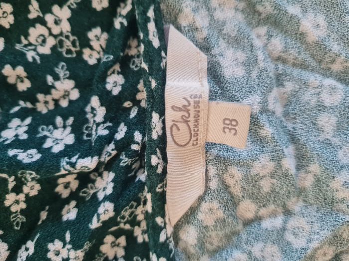 Haut manche longue vert fleurs blanches - photo numéro 3