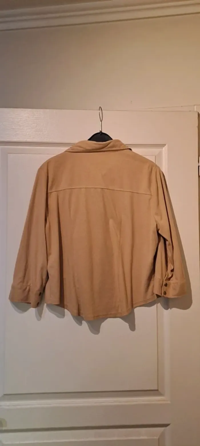Chemisier/Veste marron clair - Marque Ici et Maintenant - Taille 38 - Très bon état. - photo numéro 8