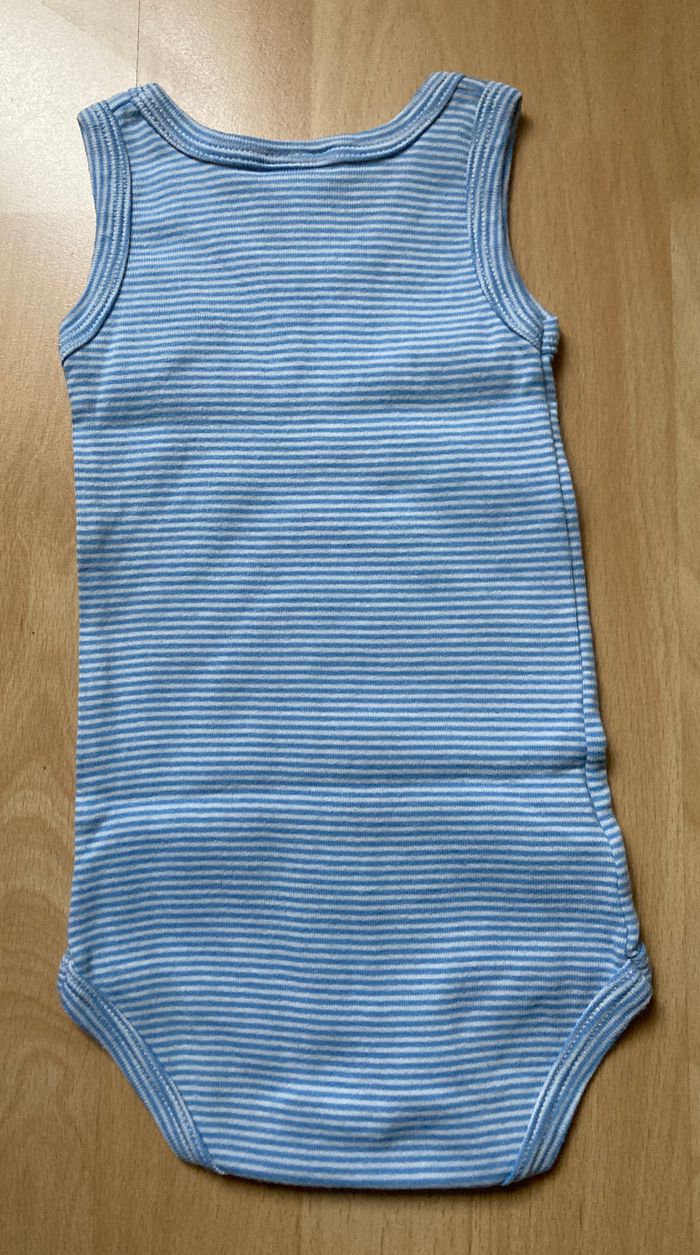 lot 3 bodies garçon 6 mois - photo numéro 3