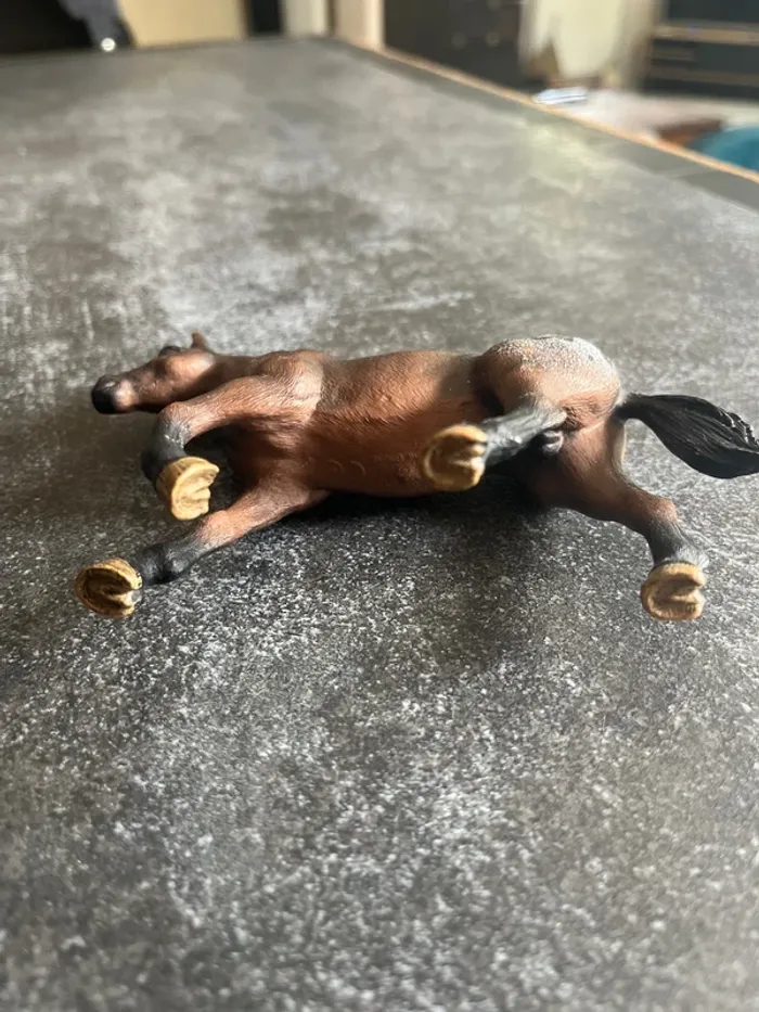 Cheval étalon holstein schleich - photo numéro 5