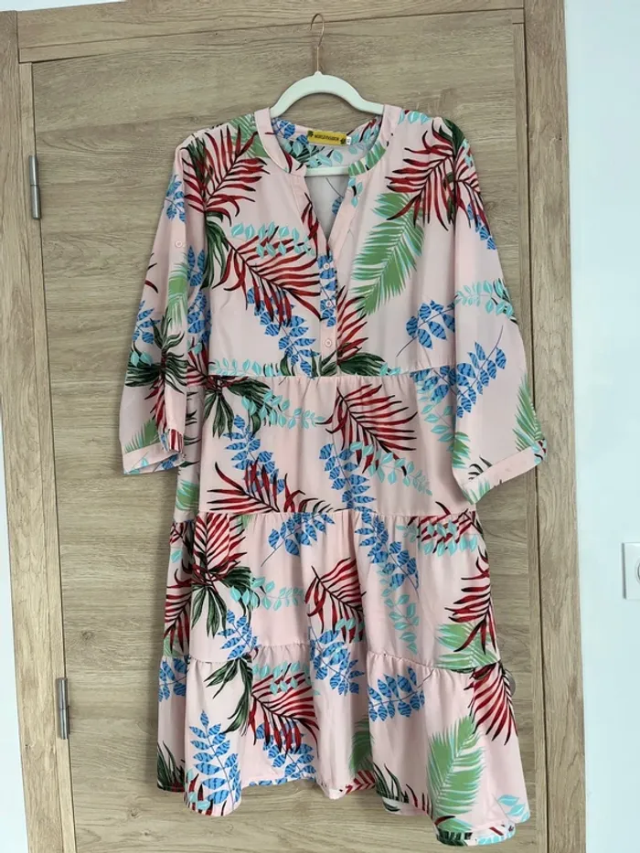 Robe manches 3/4