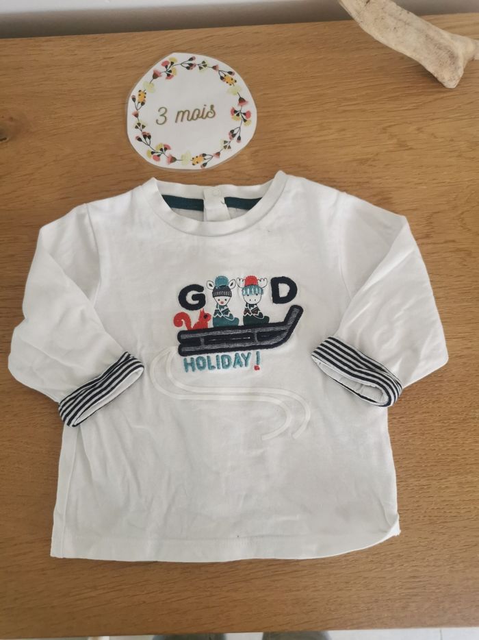 T-shirt manches longues bébé garçon 3mois obaibi en très bon état