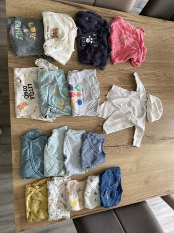 Lot vêtements bébé garçon de 1 à 9 mois