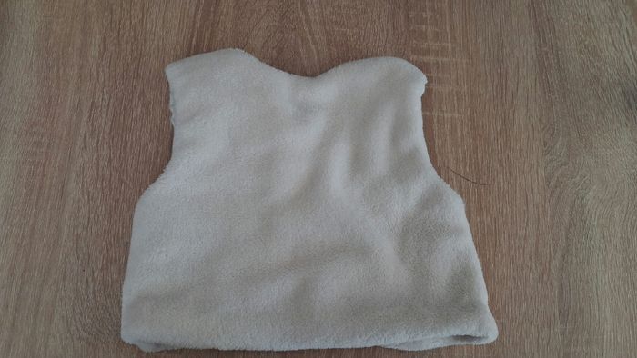 Gilet sans manche 12 mois - photo numéro 3