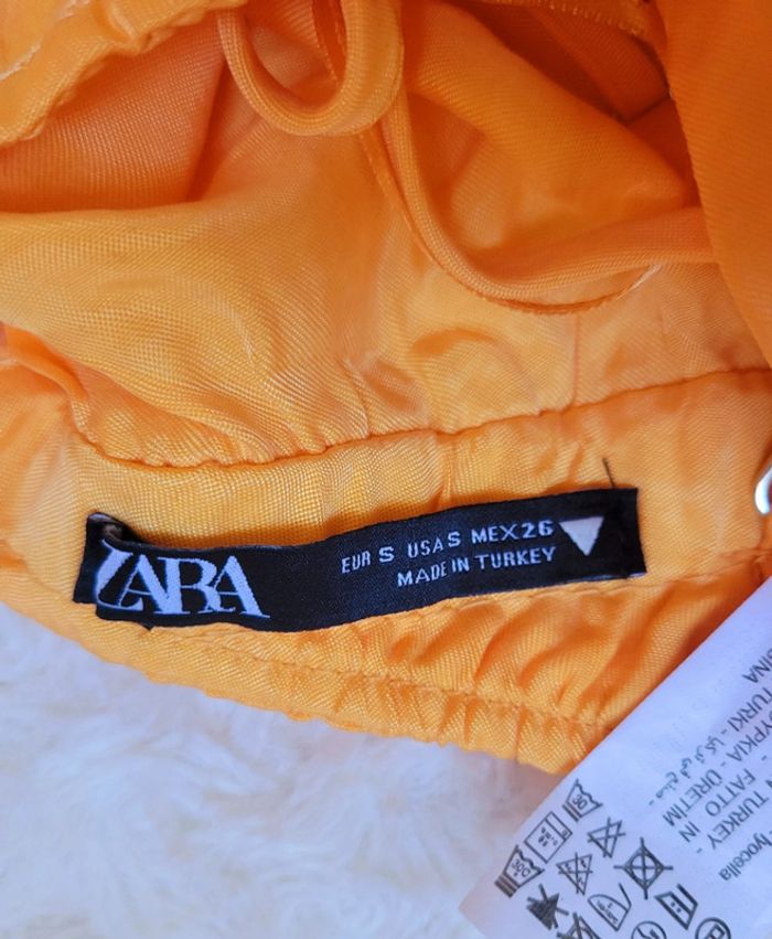 Joli haut Zara jaune - photo numéro 8