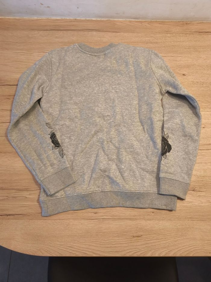 Sweat 12 ans dessin tête de mort - photo numéro 3