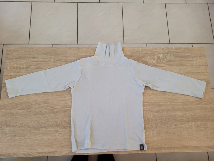 Lot de 4 sous-pulls garçon en 4 ans - photo numéro 2