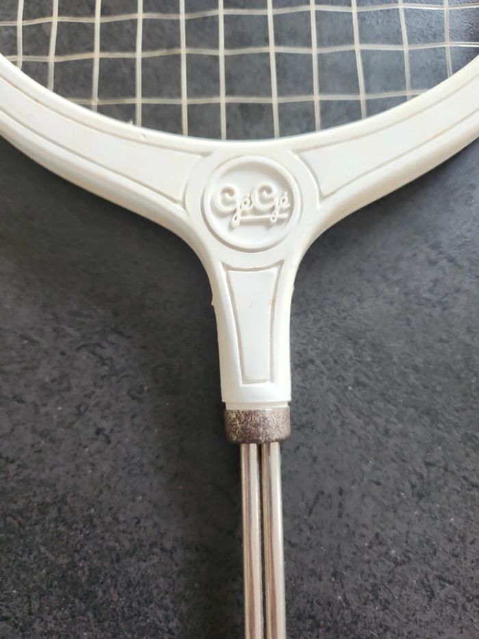 Ancienne raquette de badminton - photo numéro 3
