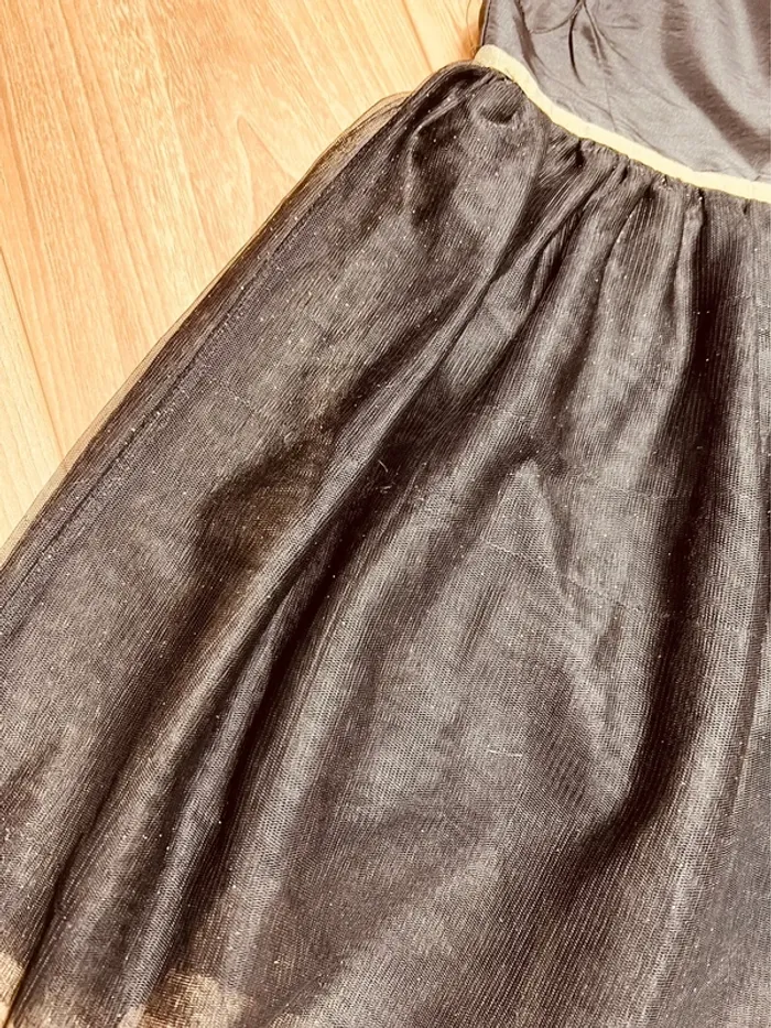Taille 3 ans robe de fête fille Kiabi noire et doré * tulle * 🩷 - photo numéro 2