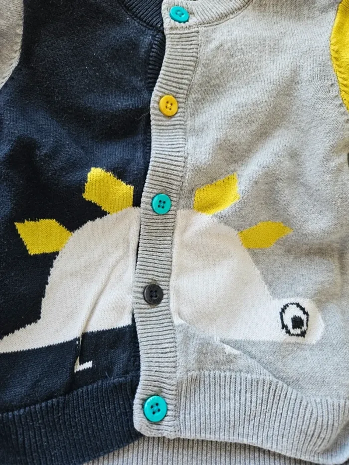 Gilet 9 mois - photo numéro 2