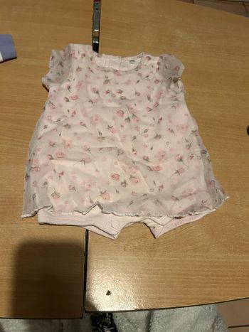 Combi short taille 9 mois