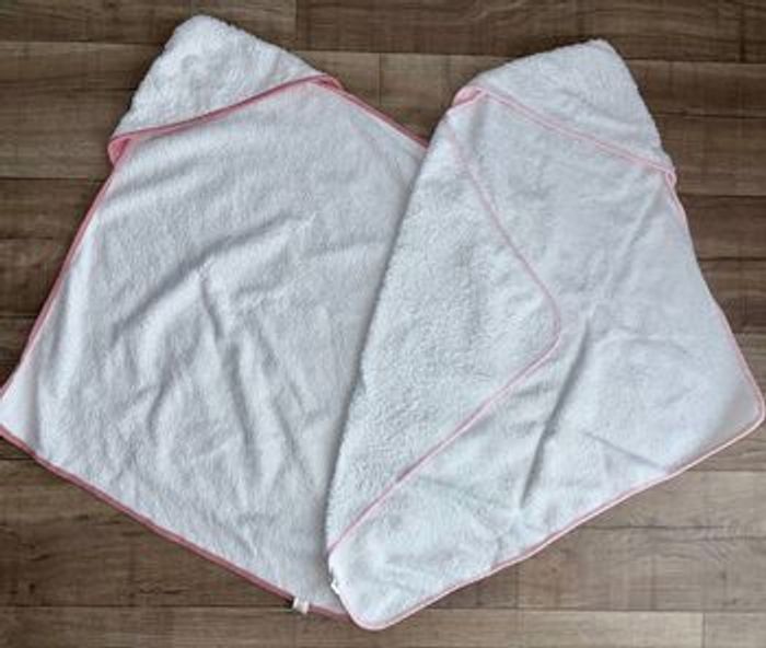 Sortie de bain bébé fille