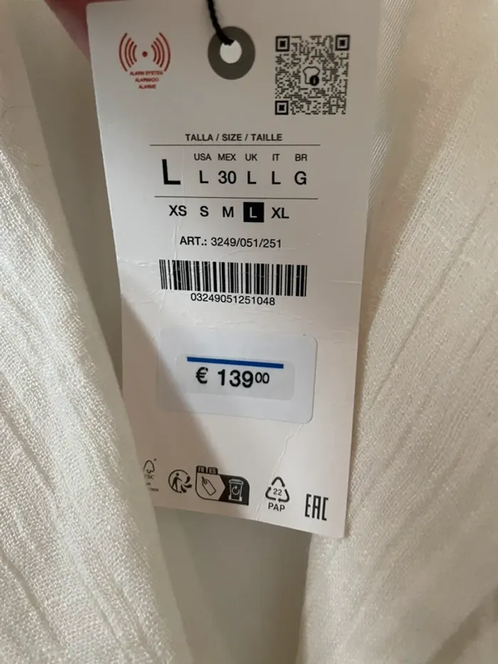 Magnifique manteau, blanc cassé, Zara, taille, L. Collection 2025. - photo numéro 2