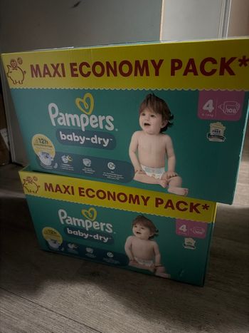 Pampers t4
