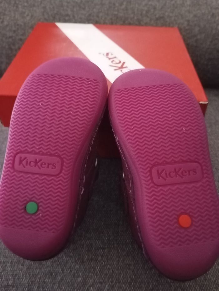 Kickers neuves pour fille en taille 21 - photo numéro 5