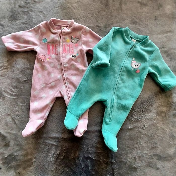 Lot deux pyjamas bébé