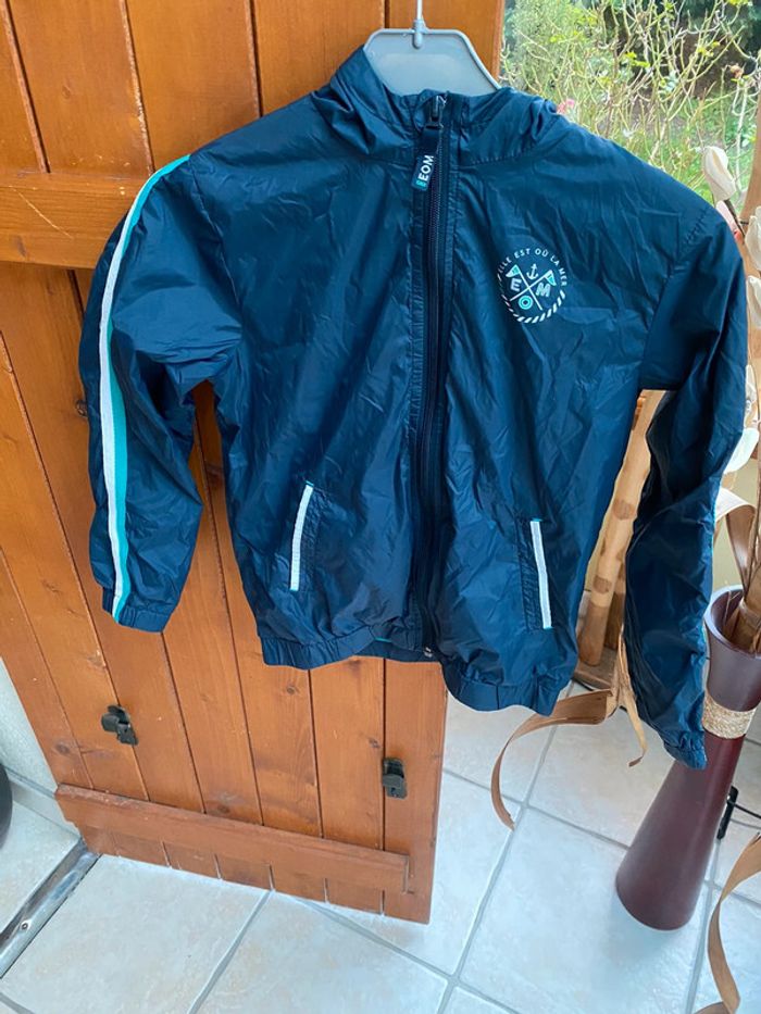 K way non reversible , avec capuche