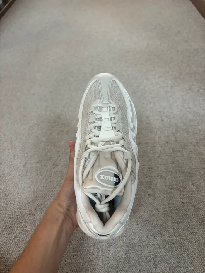 Nike Air max 95 exclu JD Sport big bubble soft pearle - photo numéro 4
