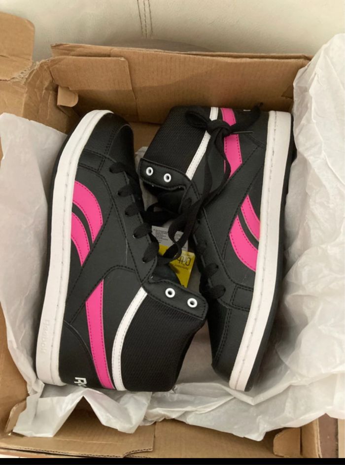Basket  neuve reebook taille 38 - photo numéro 2