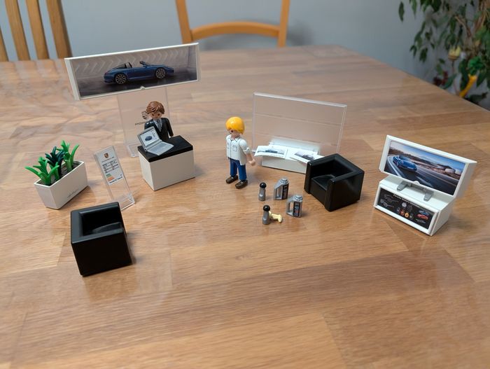 Concessionnaire Porsche playmobil - photo numéro 2