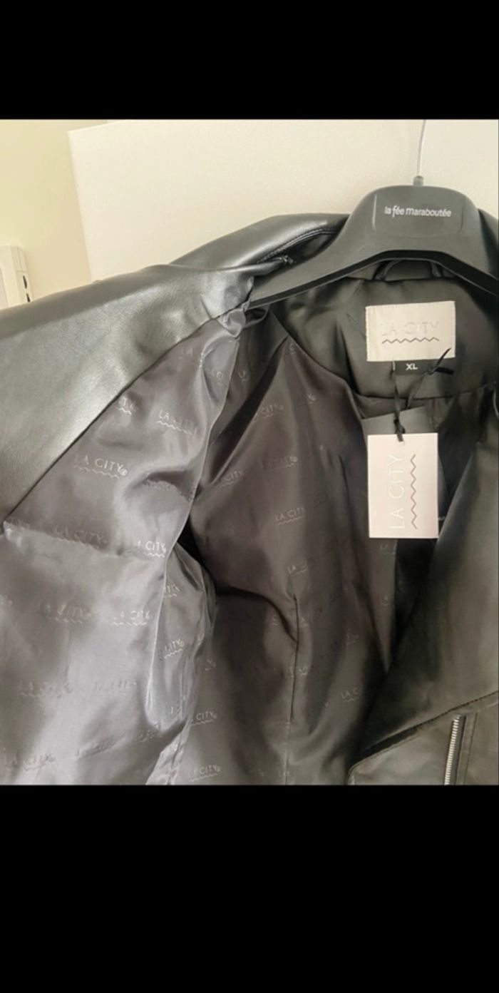 Veste en cuir - photo numéro 3