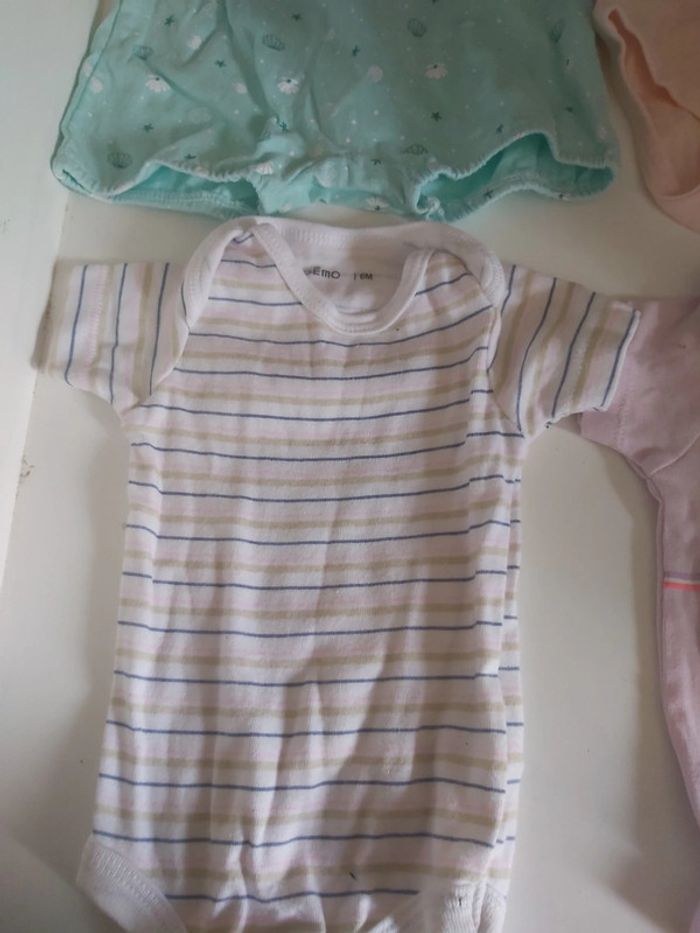 Lot 6 mois été - photo numéro 3