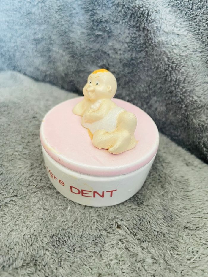 Boîte à dent de lait vintage - photo numéro 2