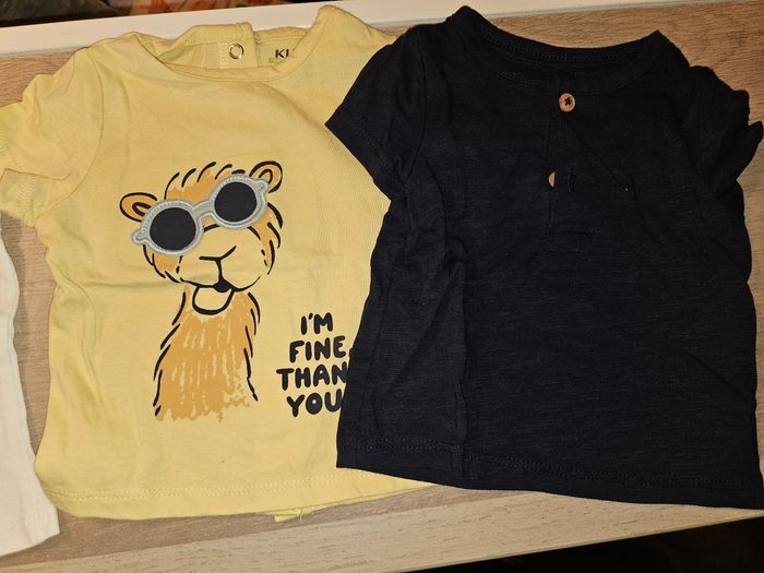 Lot t-shirt bébé 6 mois - photo numéro 4