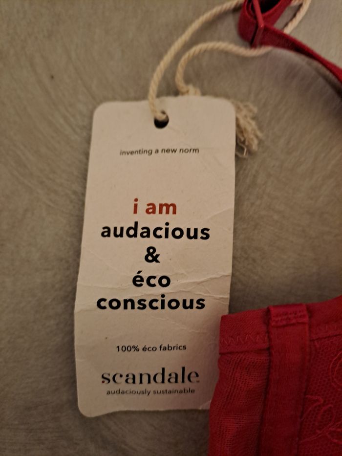 Soutien-gorge - photo numéro 5