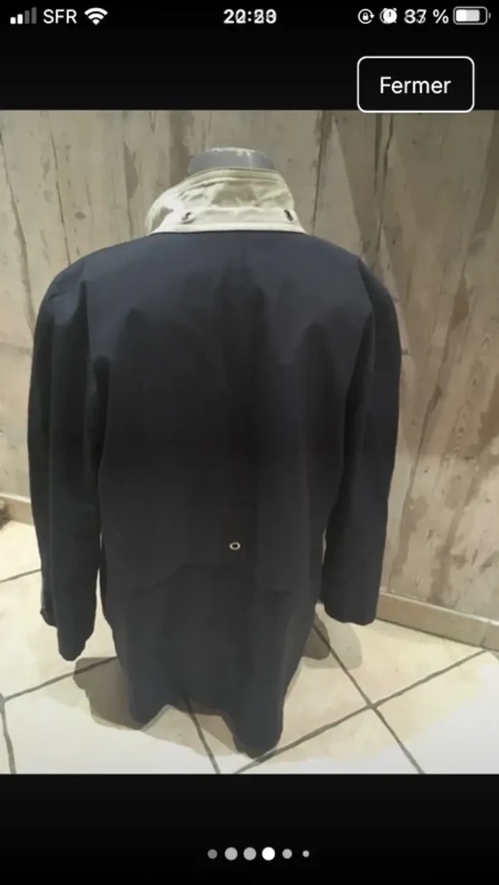 Petit prix pour un magnifique Trench marine en 40 excellent état - photo numéro 5