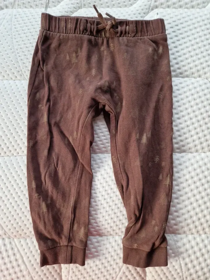 Pantalon garçon C&A brun sapin 98 cm - photo numéro 5