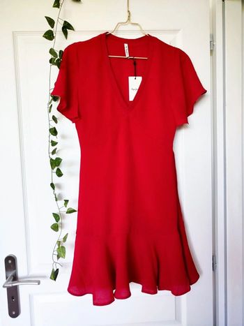 Robe rouge neuve taille S