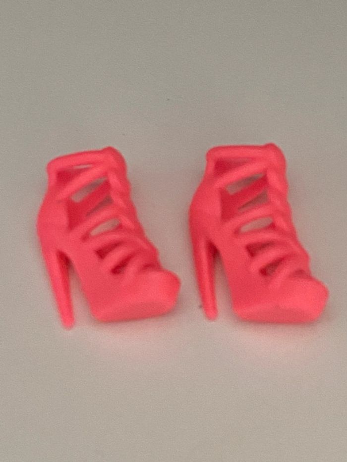 Chaussures rose pour poupée Barbie - photo numéro 2