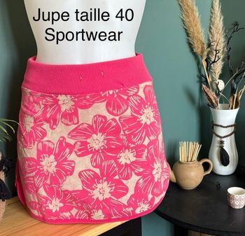 Jupe taille 40 