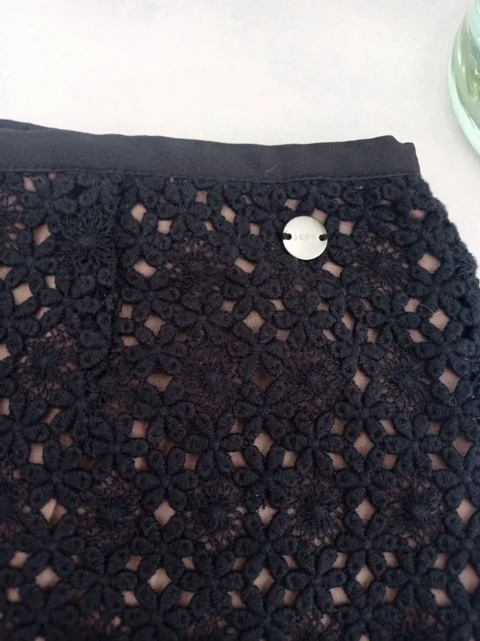 Jupe d'été noir broderie avec couleur marron chocolat dessous fermeture éclair en coton T.36 IKKS - photo numéro 2