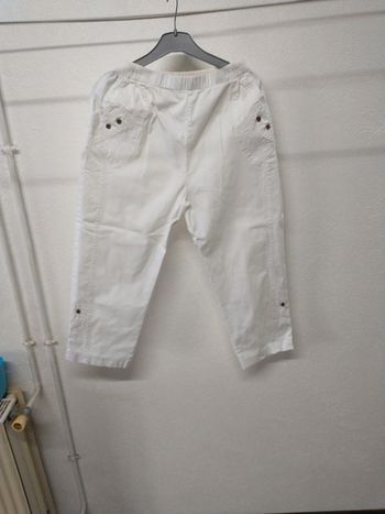 Pantacourt blanc taille 2 en coton