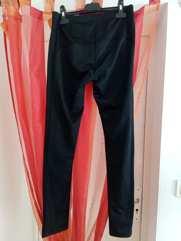 Pantalon jogging noir imprimé Decathlon taille 36 - photo numéro 3